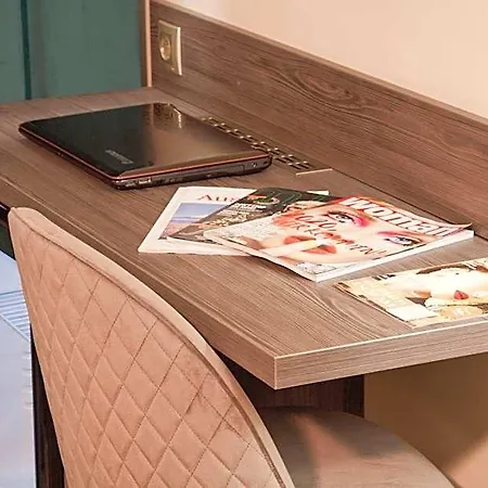 Couette-café Relax Panzio 4*