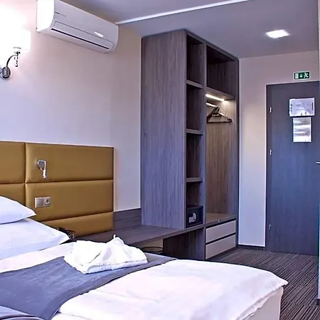 Relax Panzio 4* Győr