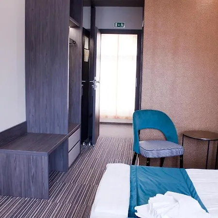 Couette-café Relax Panzio 4*